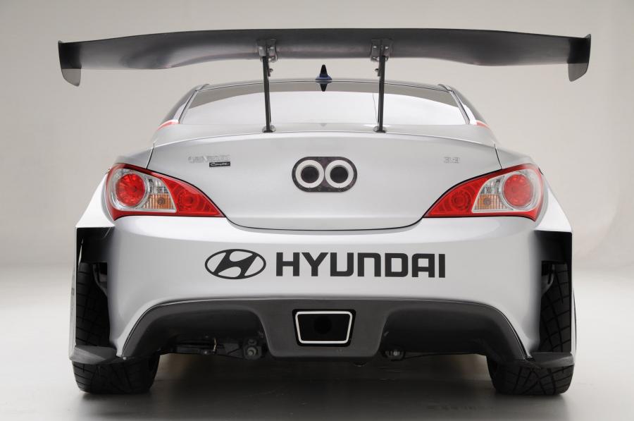  Hyundai Genesis Coupe Red Bull by RMR 2010 года  (фото 3 из 24)
